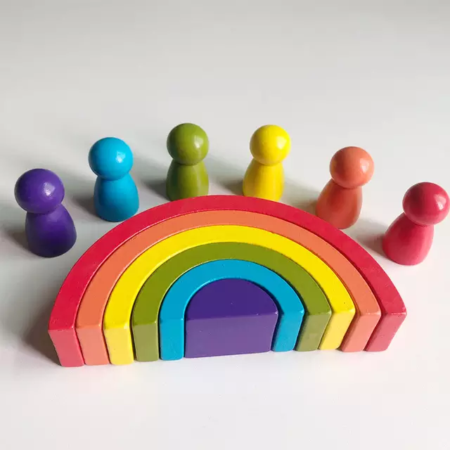 Rainbow stacker with 6 peg dolls